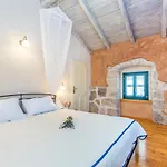 House Dajana