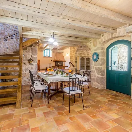 Villa House Dajana *
