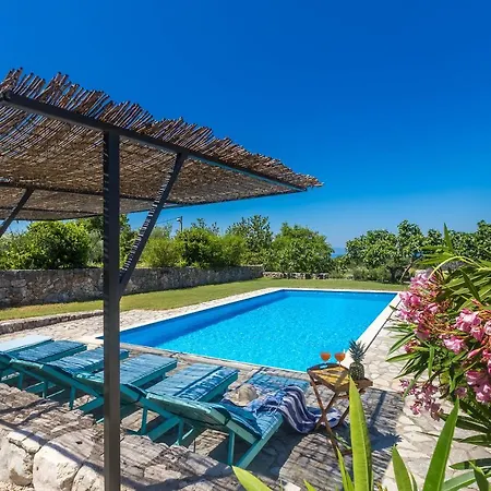 House Dajana * Strilčići